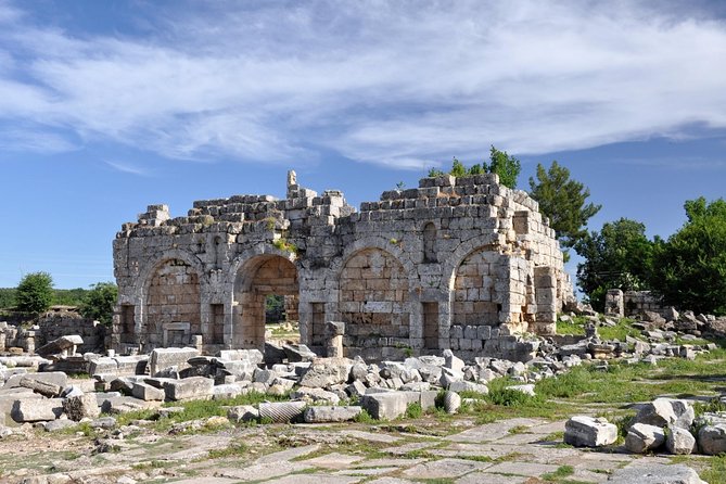 Ancient Perge, Aspendos Amphitheater and City of Side Tour - Stop 1: Perge Antik Kenti, where Roman planning meets marble sculpture