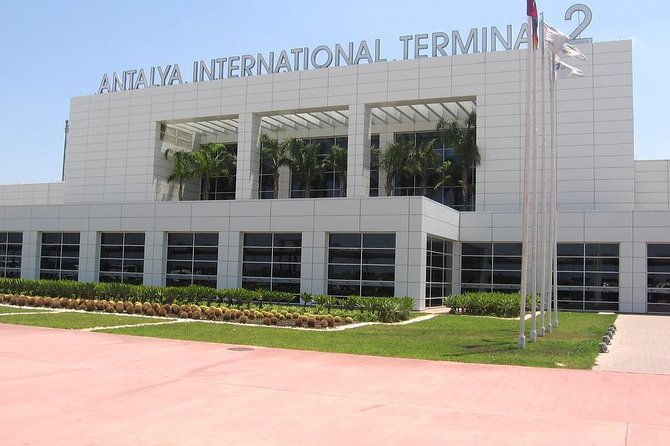 Antalya Airport to Alanya Resorts Private Transfer - Flight delays and waiting time, handled without drama