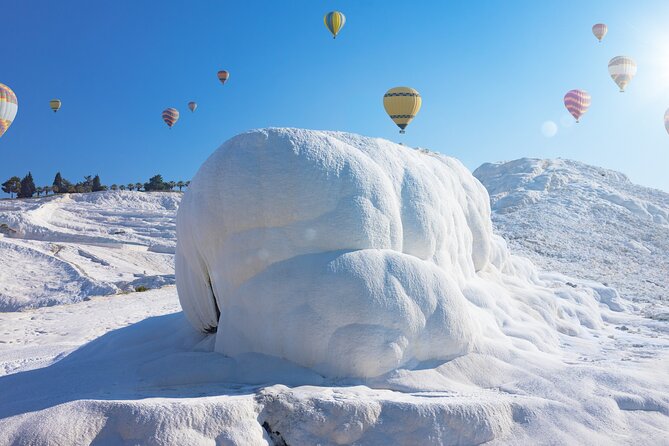 Antalya / Belek : Pamukkale Day Trip w/ Optional Hot Air Balloon - Food on the Road: Included Lunch, and the Breakfast Reality Check