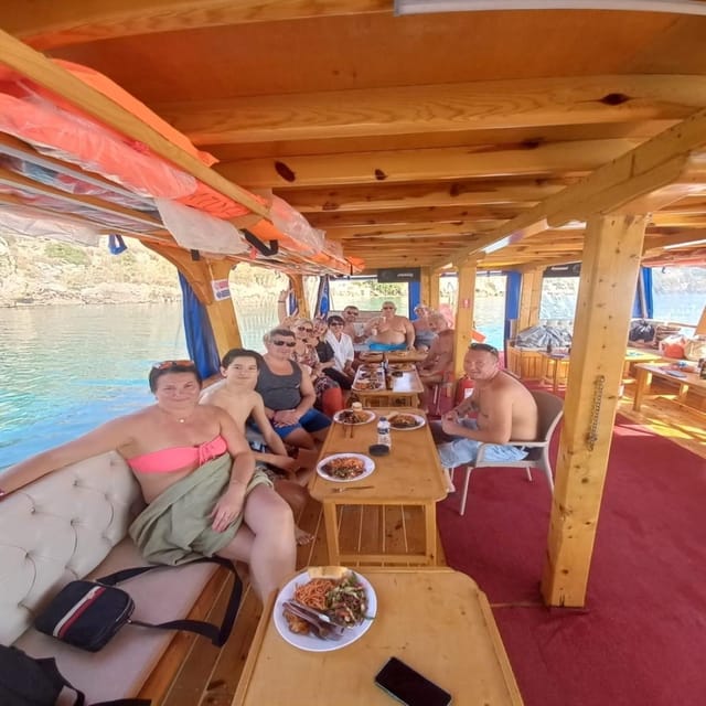 Antalya/ Belek Relax Boat Tour with Lunch & Soft Drinks - Boat comfort, toilets, and the music factor you should plan around