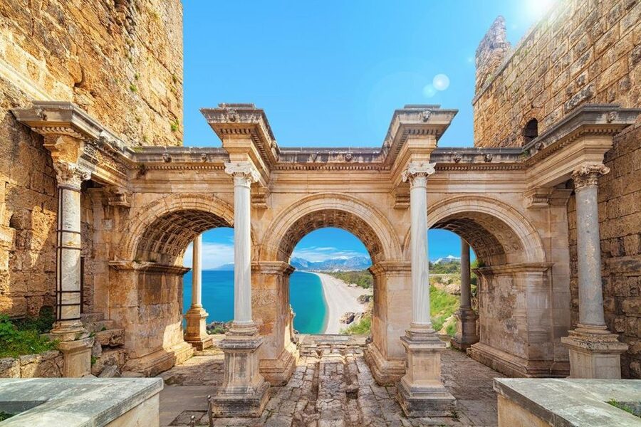 Antalya: Guided Old Town Tour with Boat Trip and Lunch - Key things I’d pin on your decision