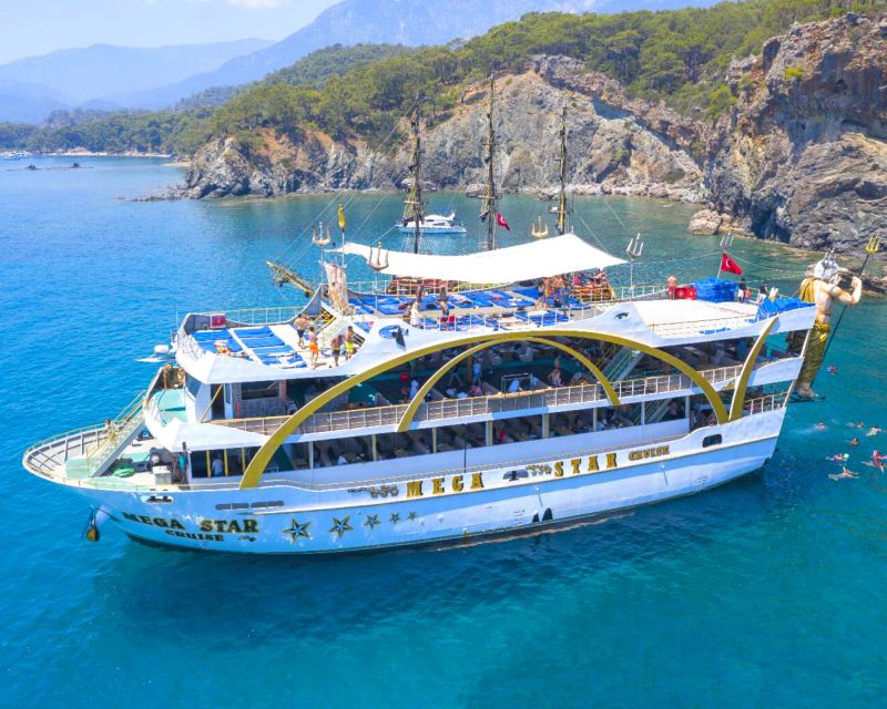 Antalya & Kemer: Megastar Catamaran Cruise With Foam Party - Lunch on board and the drinks reality check