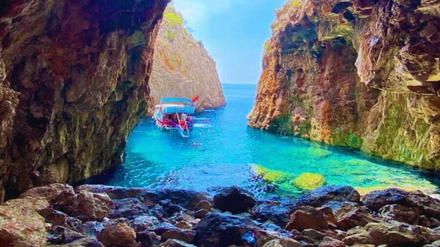 Antalya/Kemer: Porto Genoese Boat Trip & Mud Bath with Lunch - Korsan Bay, another swimming break with a calmer vibe