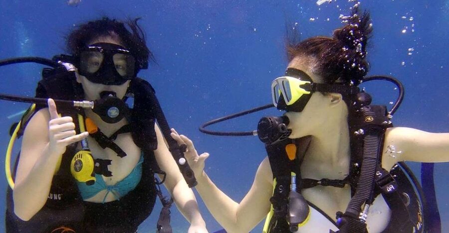 Antalya/Kemer: Scuba Diving with Pickup, Lunch, and 2 Dives - Hotel pickup to the port: easy to use, but be on time
