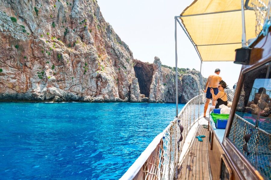 Antalya: Old Town Harbor Sightseeing Cruise - Why this 2-hour cruise works for first-timers in Antalya