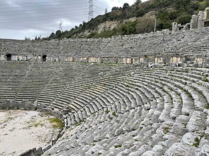Antalya: Perge Ancient City Tour - Monumental gates, basilica, and how civic buildings shape the route