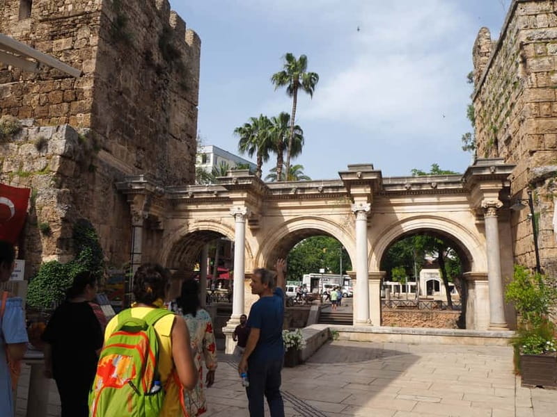Antalya Private City Tour Waterfalls and Old Town Boat Tour - Lunch in the Park: Simple Food With a Strong Backdrop