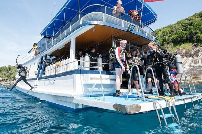 Antalya Scuba Diving With Transfer From Belek,Lara,Kemer Hotels - From your Belek, Lara, or Kemer hotel to the Kemer harbor