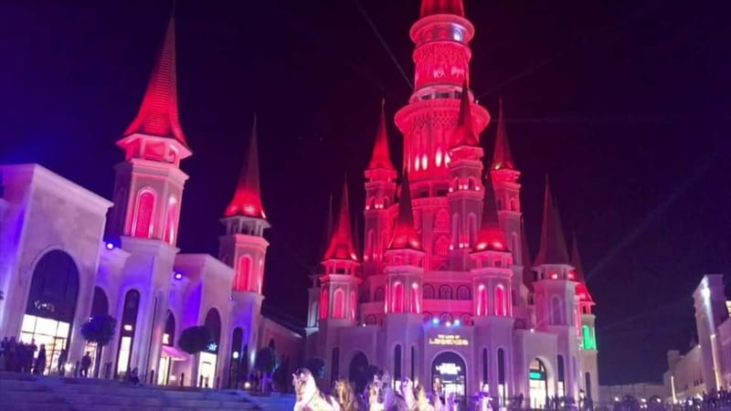 Antalya: The Land of Legends Night Show & Shopping Avenue - Weekdays vs Weekends, and Winter Changes: Don’t Assume the Same Show