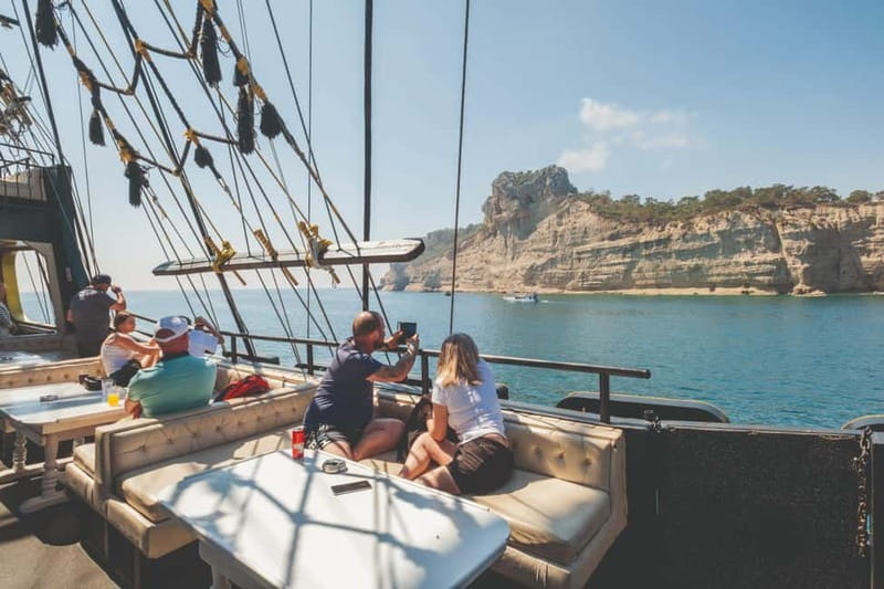 From Antalya/Kemer: All-Inclusive Party Boat with Lunch - Pirate-Themed Boat Vibe, Right From the Dock