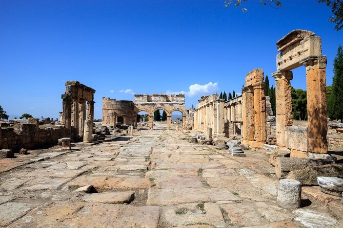 Guided Day Trip from Antalya to Pamukkale With Lunch & Transfer - Hotel pickup and the 4:00 am start: logistics that matter