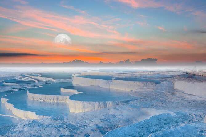 Pamukkale and Hierapolis Full-Day Guided Tour from Kemer - Lunch and Transport: The Hidden Comforts in a Long Day