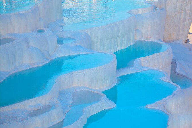 Pamukkale and Hierapolis Shared Tour with Transport - How the guide experience really affects your day