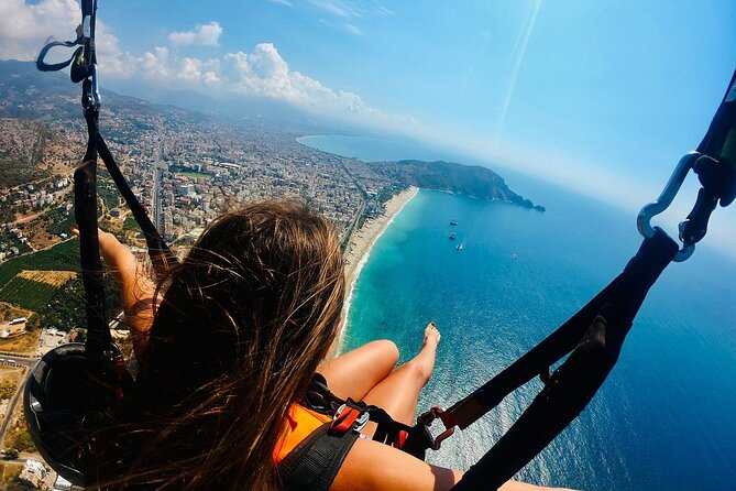 Paragliding Experience at the Peerless Cleopatra Beach - What the Briefing Actually Does for Your Safety