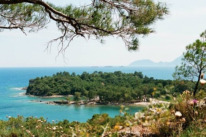 Pirate Boat Tour From Kemer - Drinks and the Foam-Party Mood: When Fun Gets Loud