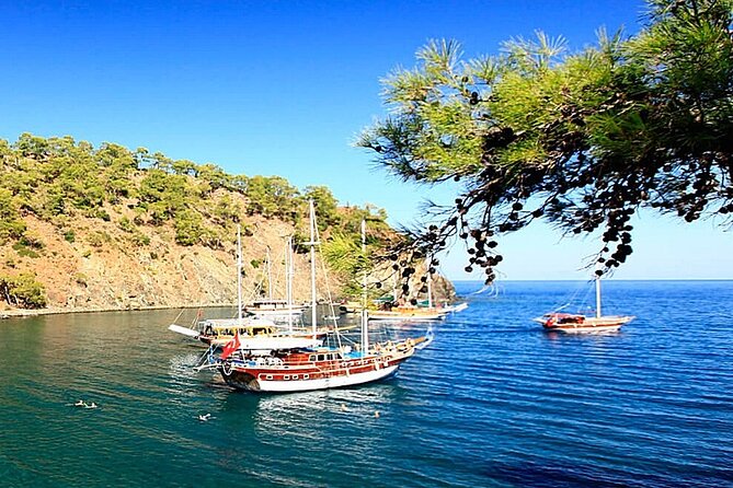 Pirate Boat Tour From Kemer - Group Size, Language, and Who Will Enjoy This Most