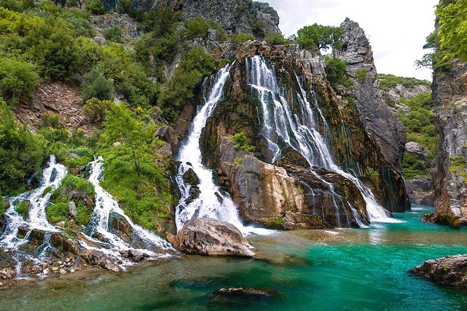 Private Unique Waterfalls Tour - The guide touch: More than directions
