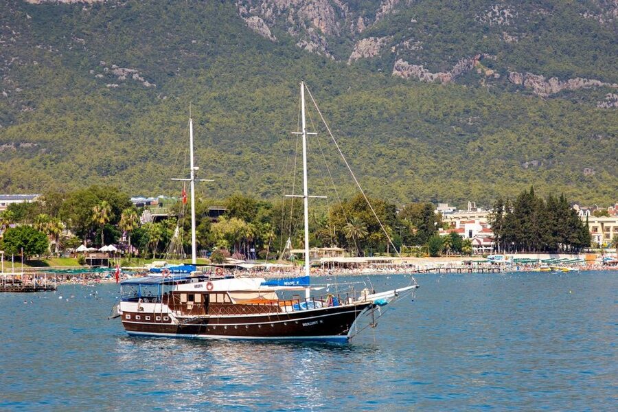 Relaxing Boat Trip with Lunch and Drinks - Key things to know before you go