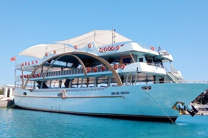 Turkey Mediterranean coast Boat Tour from Antalya with lunch - Antalya to Kemer Marina: The transfer sets the tone