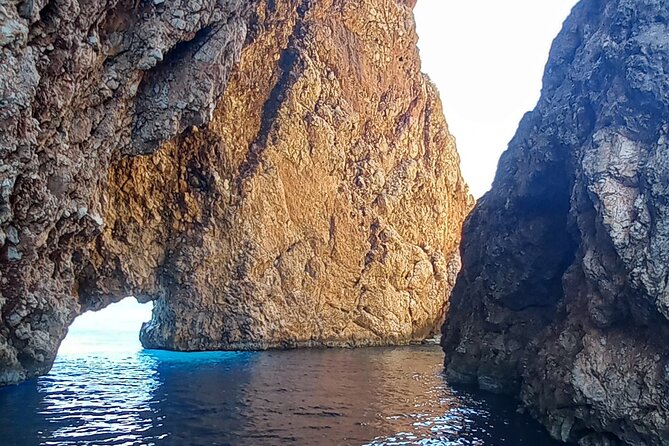 Turkish Maldives: Adrasan Suluada Island Boat Trip - Comfort, Group Size, and the Crowds Factor You Should Expect